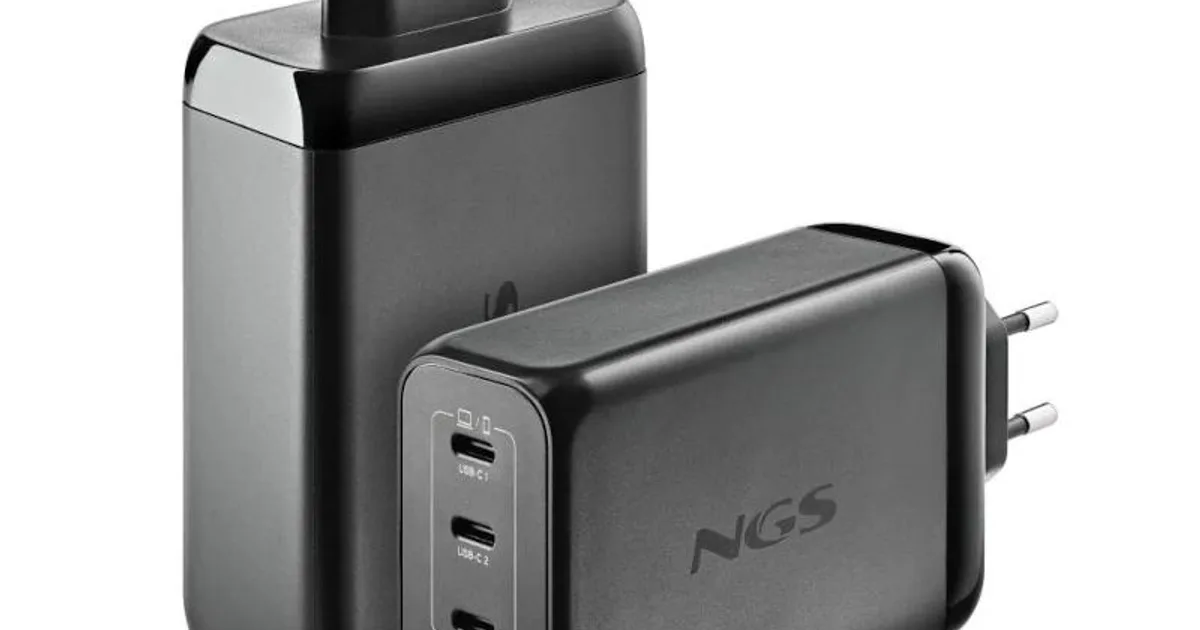 NGS CARGADOR ULTRARAPIDO240W 4 PUERTOS 3USB-C 1 US (2)