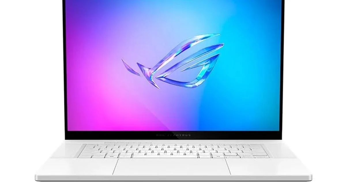 Asus GU605CP-QR008W U9-285H 32 1TB 5070 W11H 16"