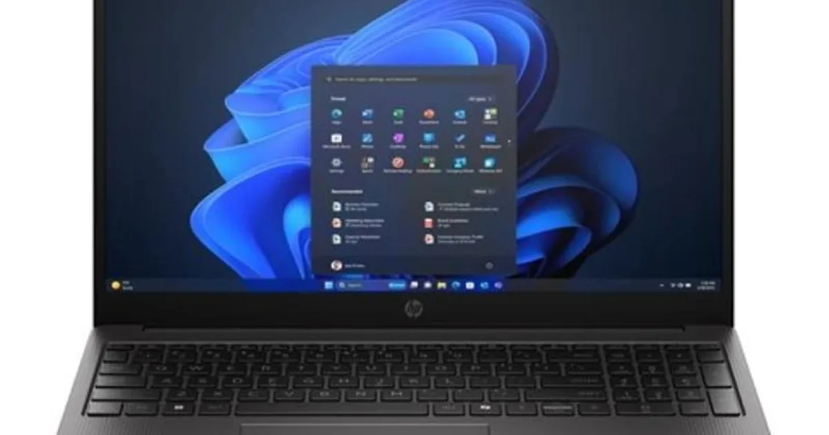 HP 250R G10 C5-120U 8GB 512GB W11P 15.6"
