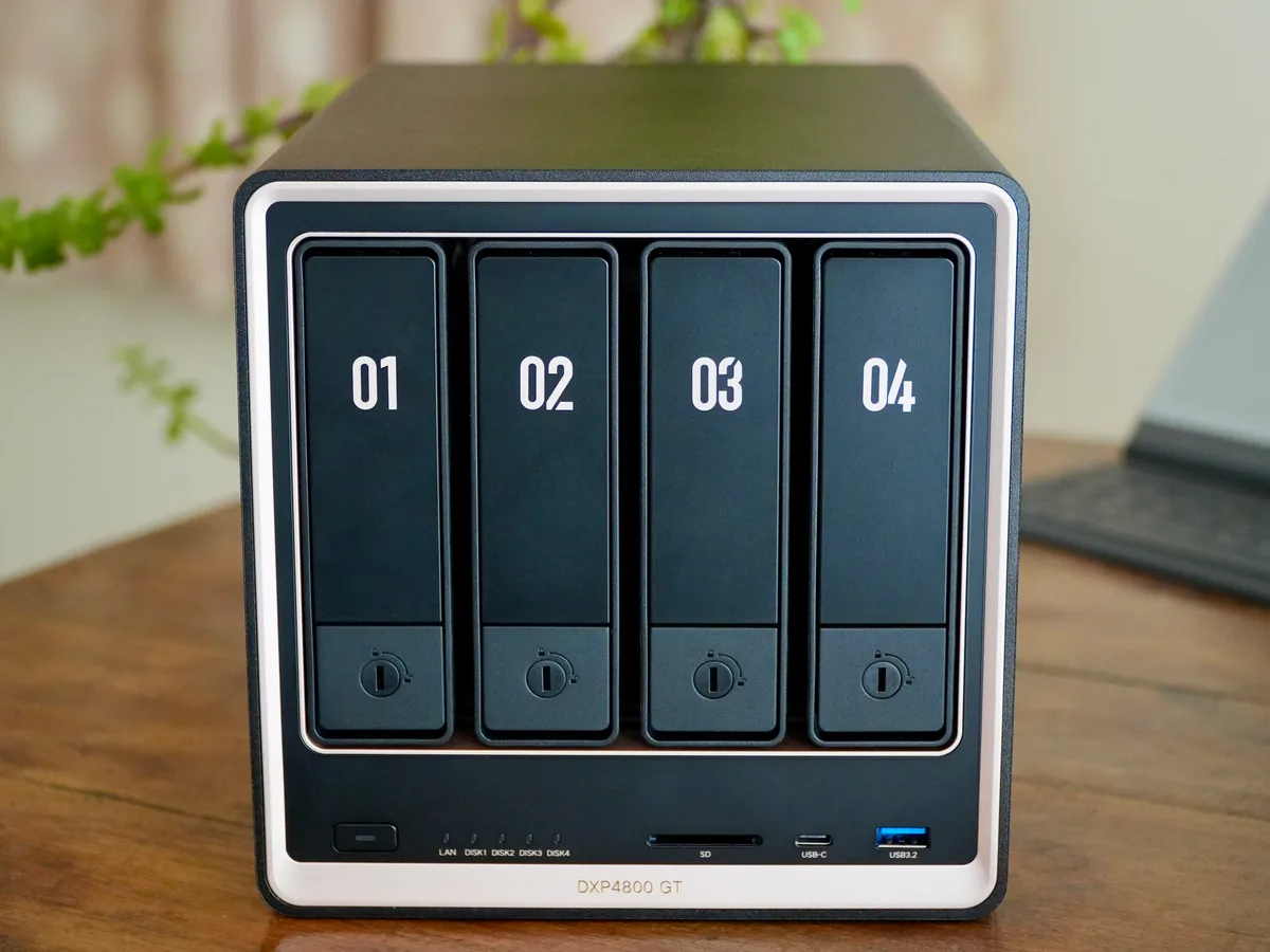Ugreen lanza la serie NAS NASync DXP GT con AMD y 10 GbE