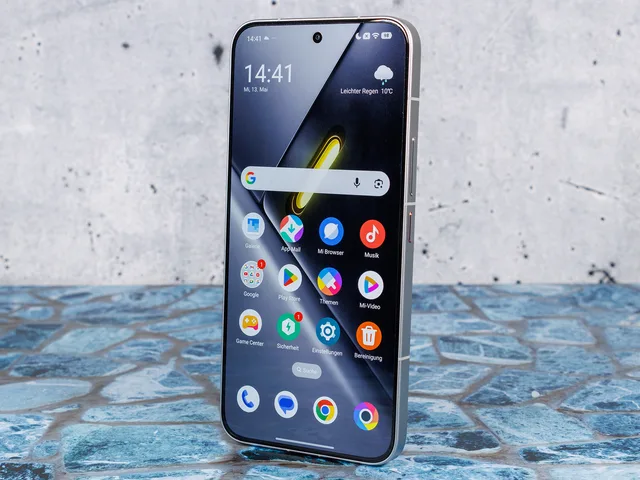 Poco X8 Pro Max: ¿Su pantalla AMOLED causa fatiga visual?