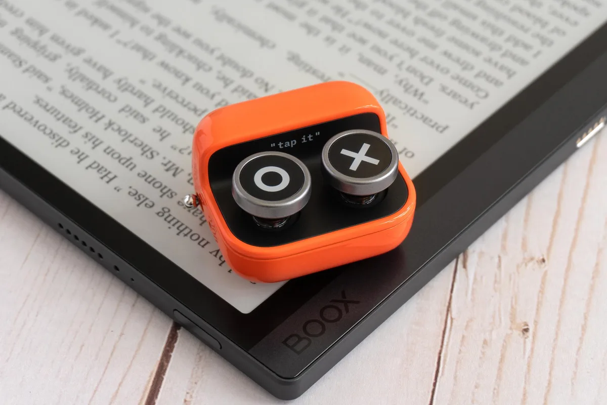 Boox Tappy: el nuevo control remoto para leer con estilo retro