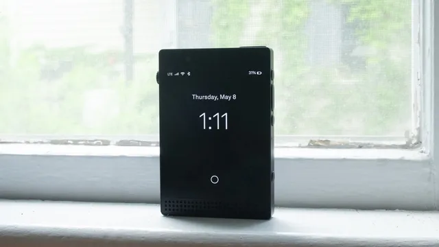 El Light Phone III se abrirá a apps de terceros con un SDK