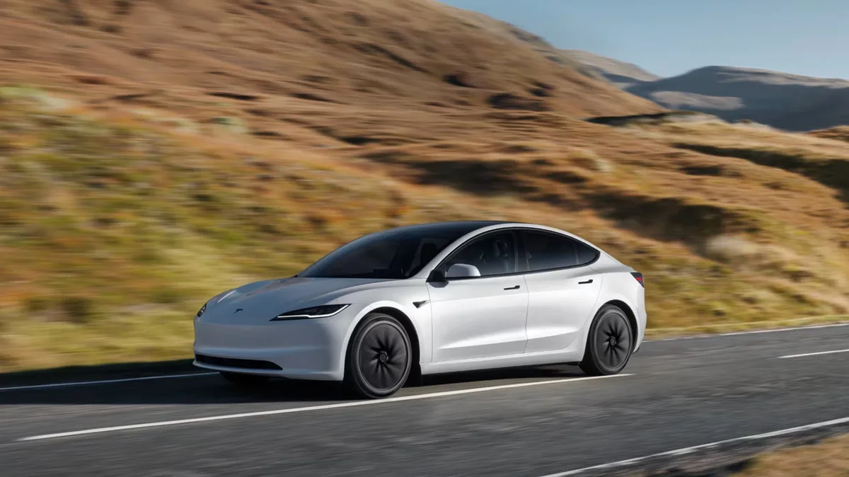 Tesla Model 3 chino llega a Canadá con un precio mínimo récord