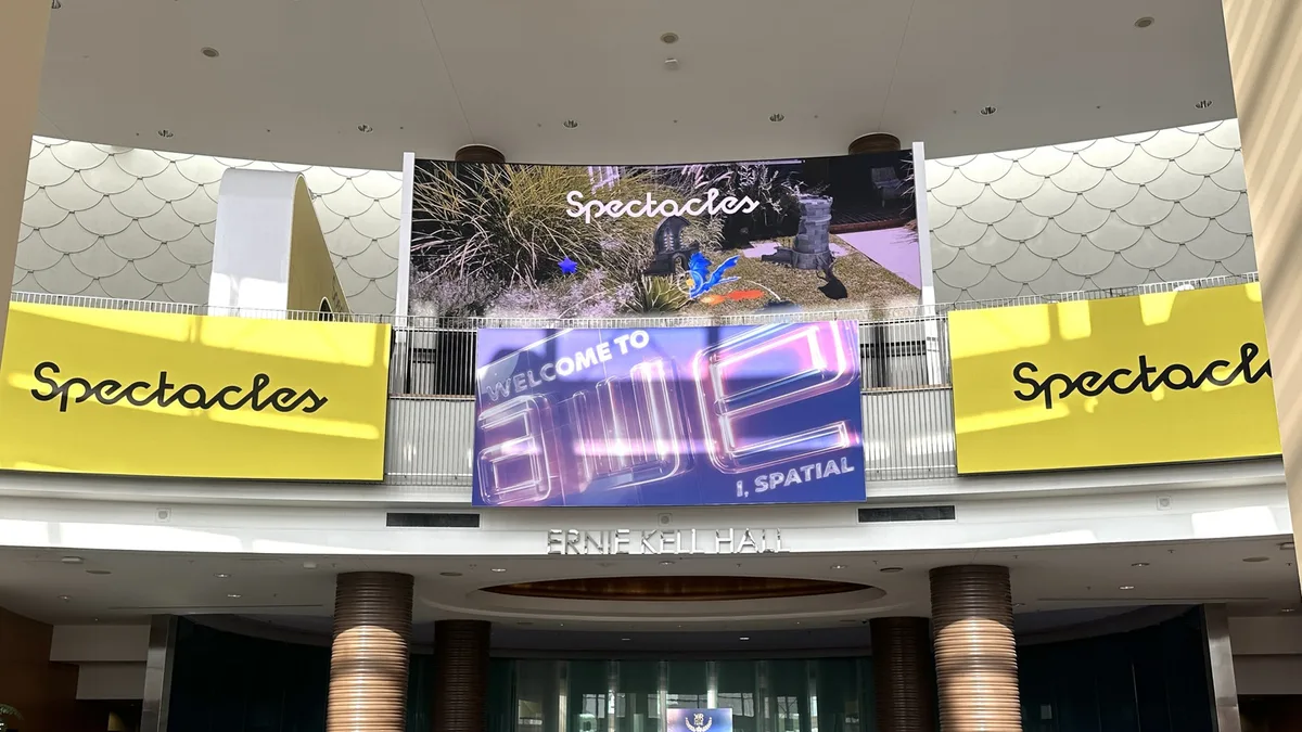 Snap presenta sus nuevas Spectacles con IA generativa en AWE